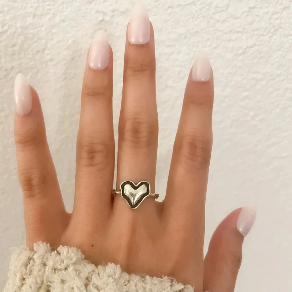 925 Sterling Silver Minimalist Black Heart Ring Dainty Heart Ring Black & Silver
